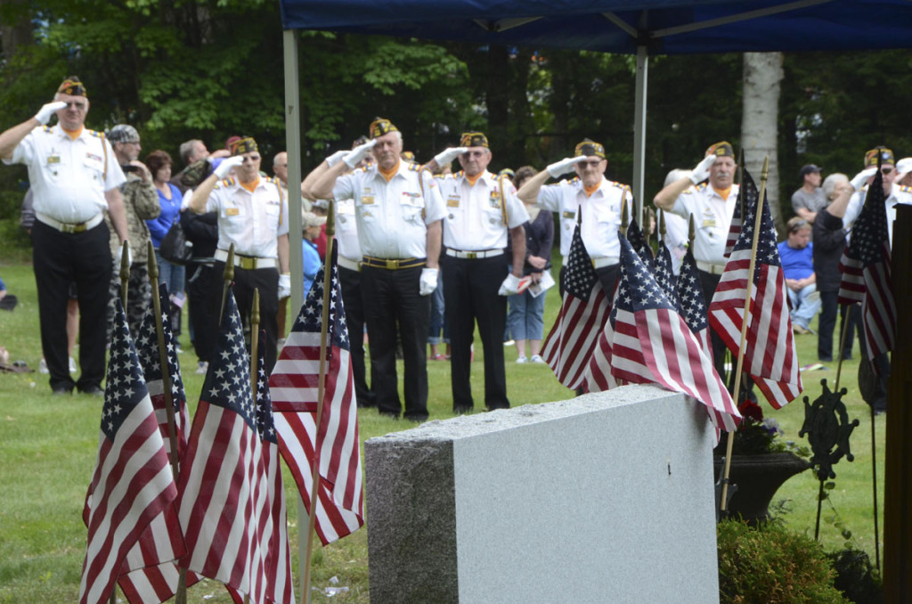 Veterans saluting