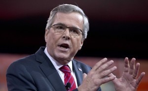 Jeb Bush struggles to keep spotlight, break away from last name