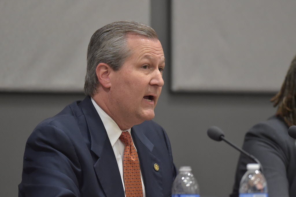 Judge sets hearing in Mike Hubbard ethics case