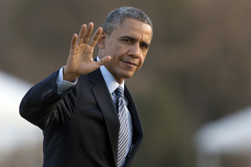 Barack Obama waving