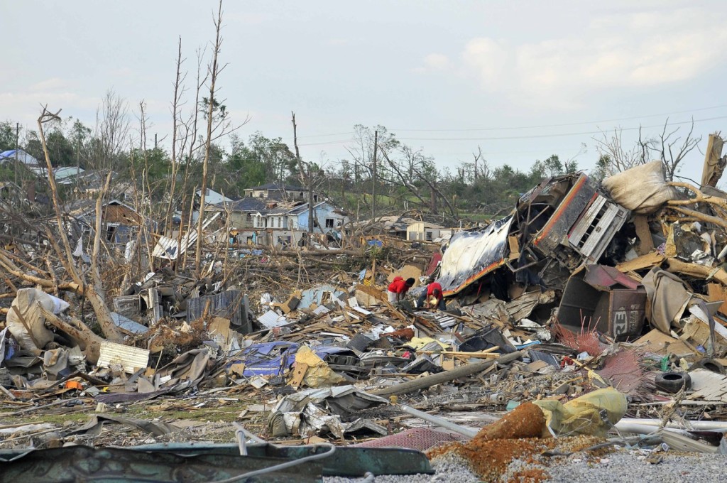 27 April 2011 tornado destruction in Alberta City