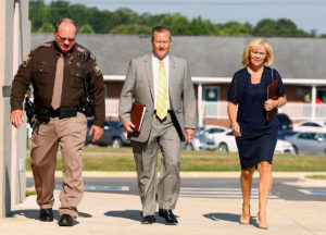 Mike Hubbard walks to courthouse