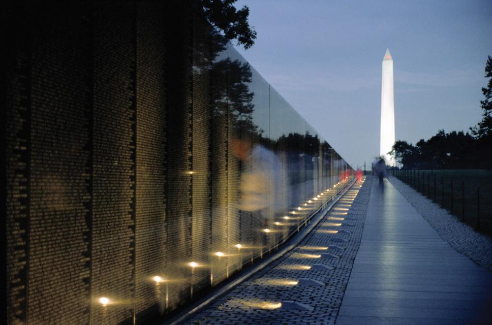 vietnam-vetarans-memorial-in-dc