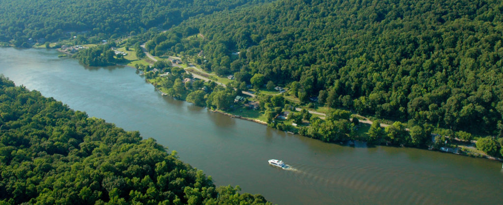 Tennessee River