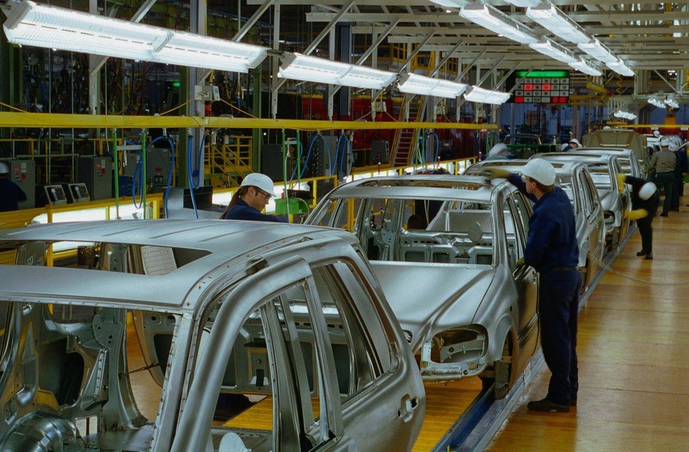 Mercedes Benz production line