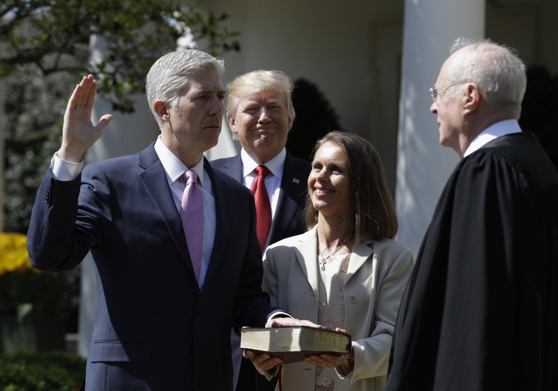 Neil Gorsuch sworn in