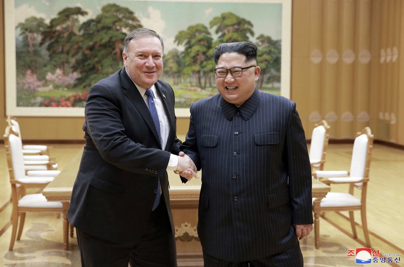 Mike Pompeo/ Kim Jong Un