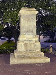 Proposal in Alabama to up protection for Confederate statues