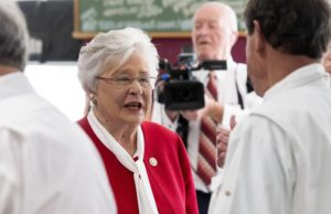 Alabama offering $5 incentive for inmates to get shots