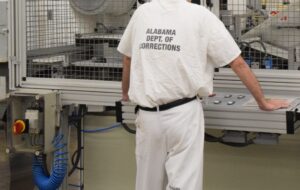 Lawsuit alleges Alabama prisons using forced labor